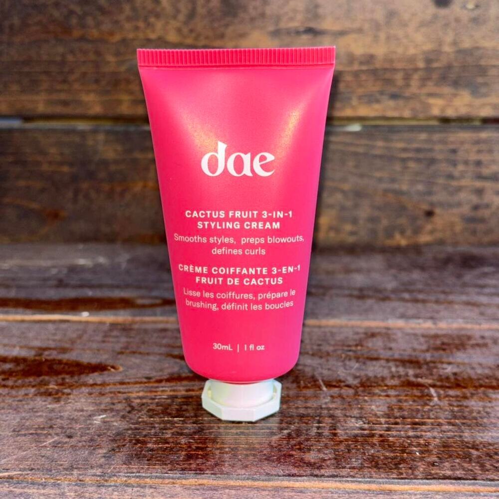 Dae cactus fruit 3 in 1 hair styling cream